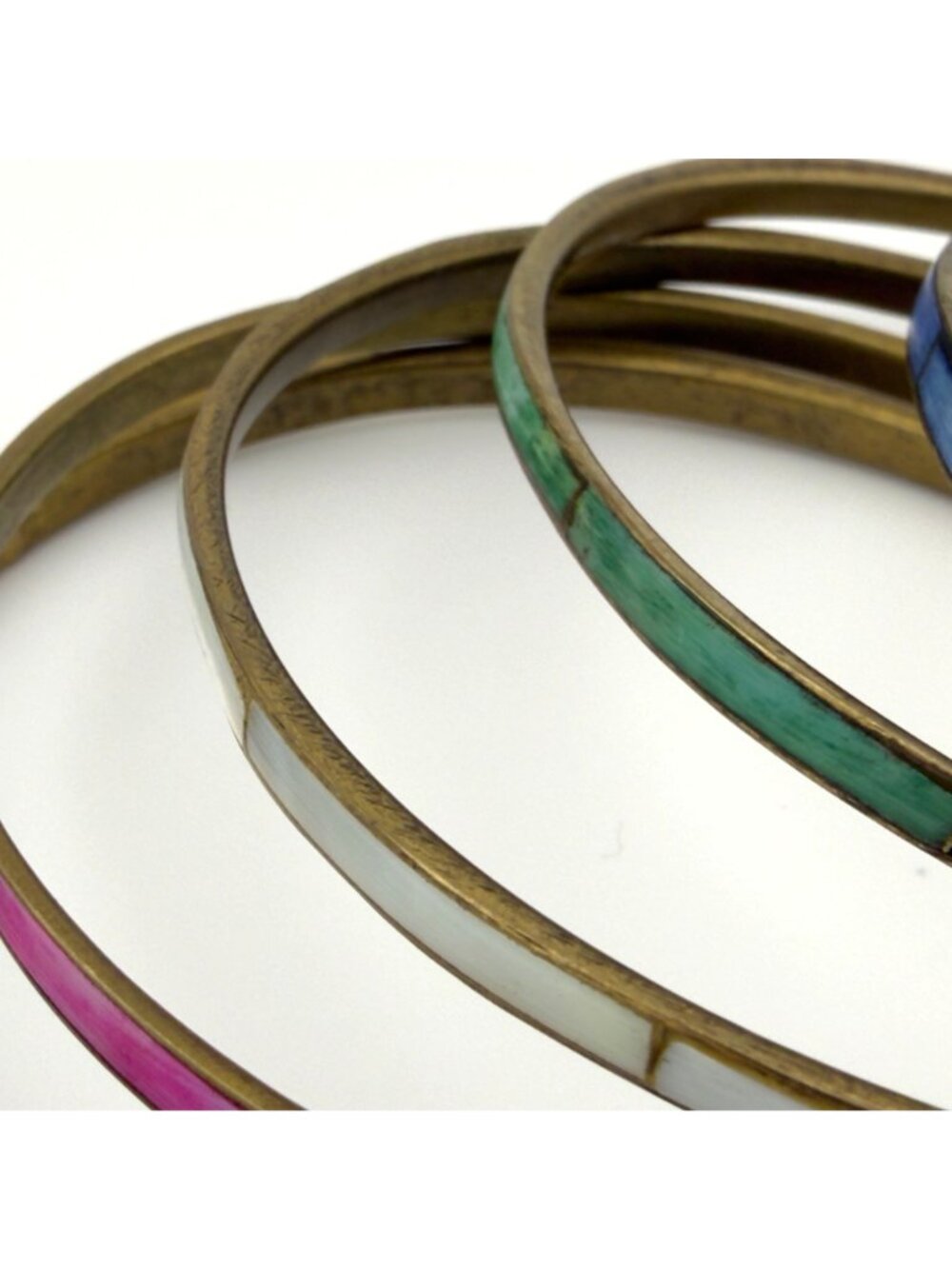Vintage Mother Of Pearl Inlay Brass Bangle Set of 6 Pink Purple Blue Green Aqua - Picture 11 of 11